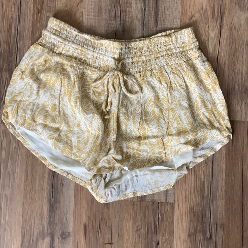 O’Neill flowy shorts